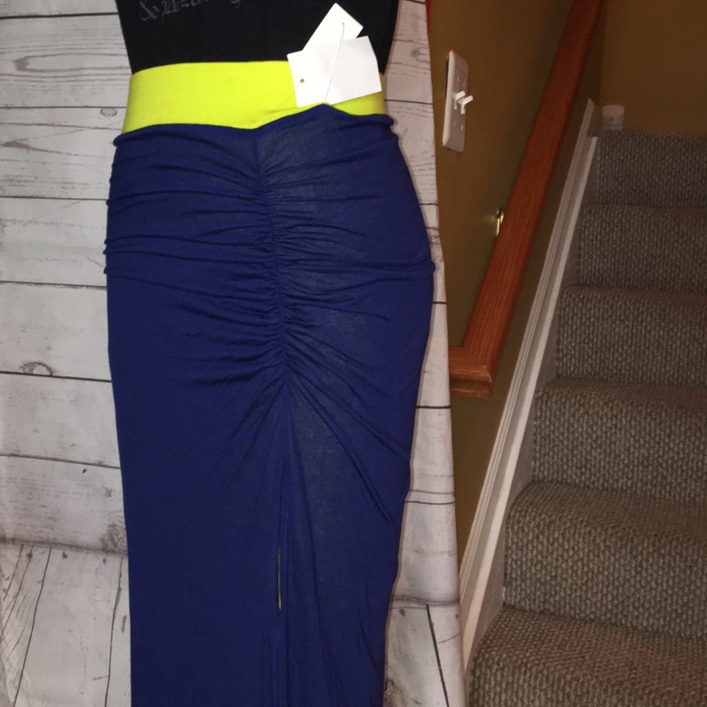 STEM BRAND NWT SIDE RUCHED ELASTIC WAISTBAND LEG SPLIT MAXI
